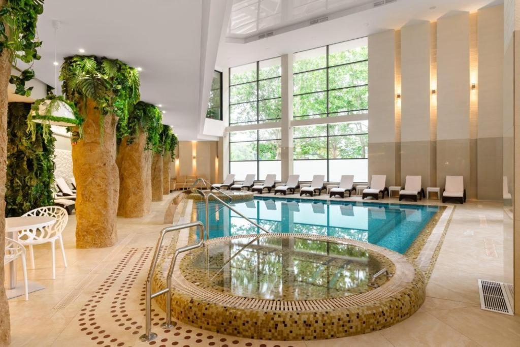 Aquaperla Hotel & Spa Κισινάου Εξωτερικό φωτογραφία